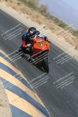 media/Apr-10-2022-SoCal Trackdays (Sun) [[f104b12566]]/Turn 7 Inside (1025am)/